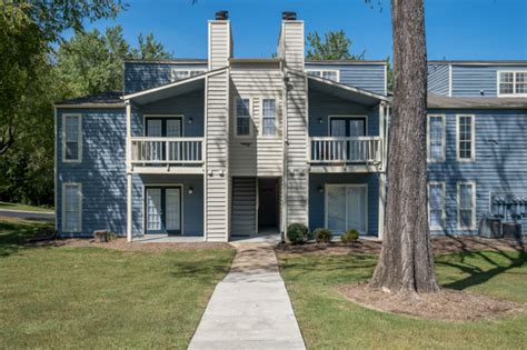 37 Water Oak Dr, Columbus, MS 39705 is currently not for sale. The 5,060 Square Feet single family home is a 5 beds, 6 baths property. This home was built in 2007 and last sold on 2024-02-16 for $--. View more property details, sales history, and Zestimate data on Zillow.